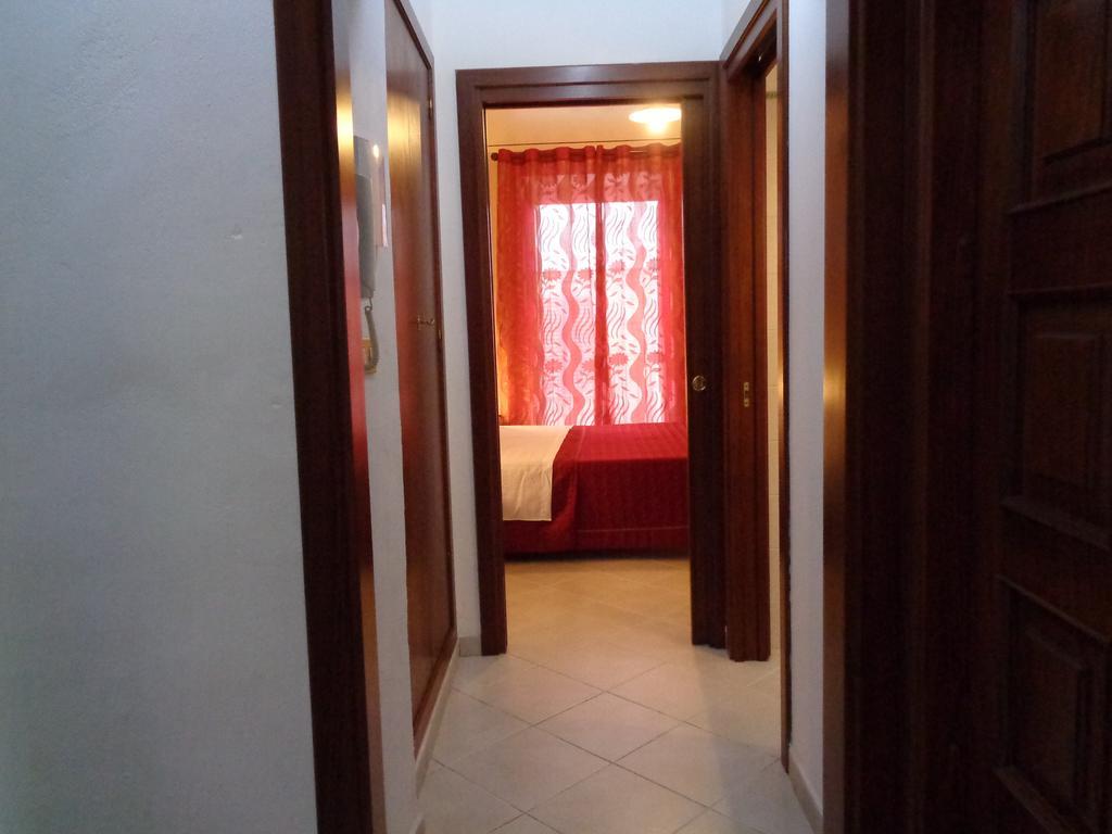 Casa Luigi Sergio - Affitto Breve Apartment Santo Stefano di Camastra Room photo